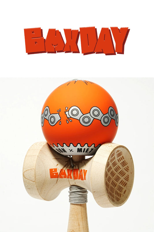 Kendama Trick Short Sleeve T-Shirt